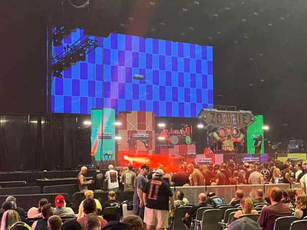 Freedom Mortgage Pavilion, section: 104, row: R, seat: 5