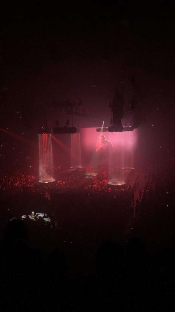 United Center, section: 207, row: 4, seat: 6