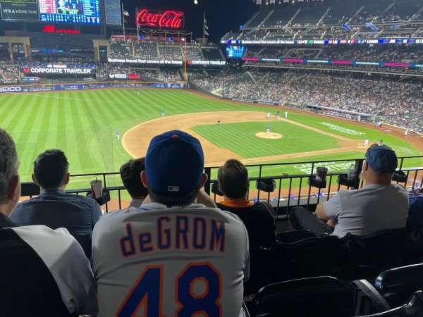 Citi Field, section: 328, row: 3, seat: 23