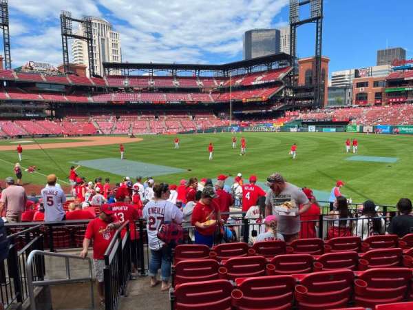 Busch Stadium, section: 131, row: 7, seat: 2