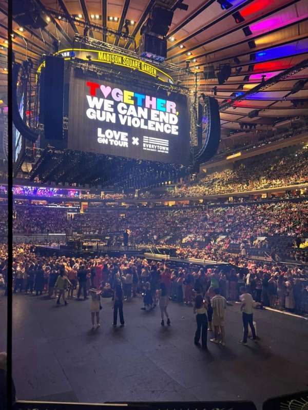Madison Square Garden, section: 111, row: 6, seat: 1