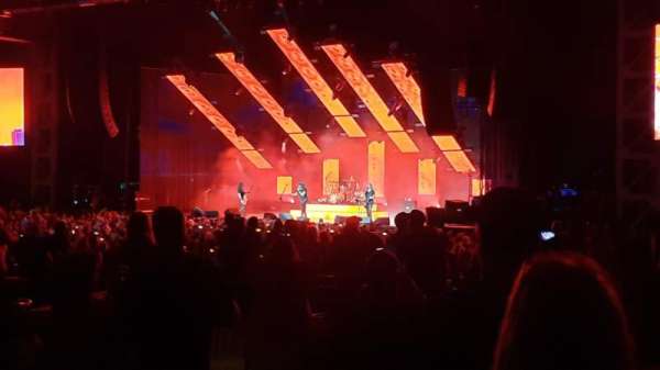 Hollywood Casino Amphitheatre, section: 206, row: GG, seat: 2