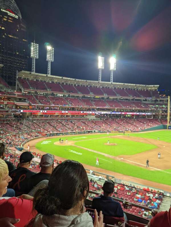 Great American Ball Park, section: 305, row: D, seat: 9