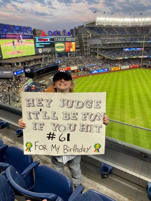 Yankee stadium, section: 332, row: 2, seat: 5