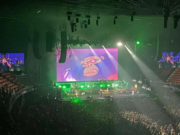 Kia Forum, section: 233, row: 10, seat: 10