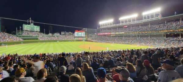 Wrigley Field, section: 208, row: 4, seat: 14
