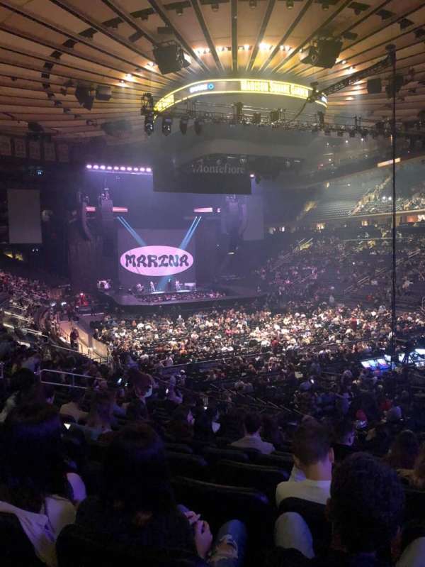 Madison Square Garden, section: 120, row: 17, seat: 21