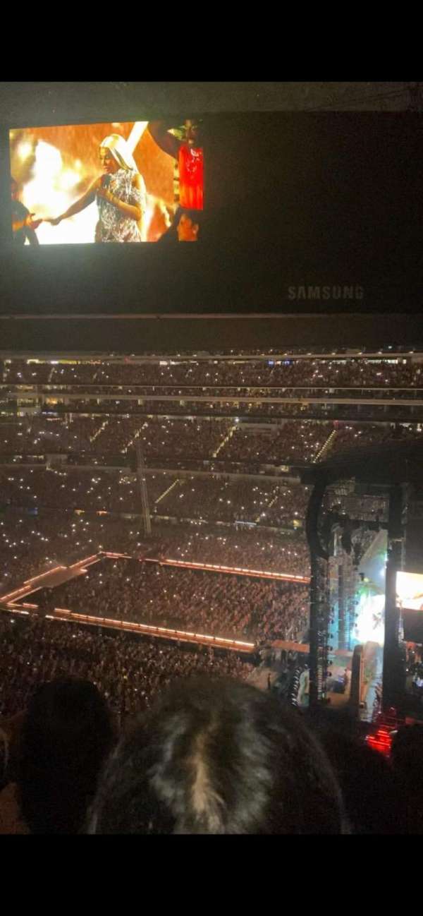 SoFi Stadium, section: 301, row: 4, seat: 20