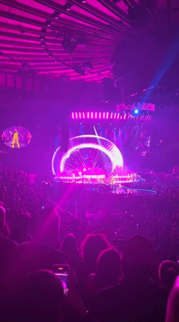 Madison Square Garden, section: 120, row: 16, seat: 11