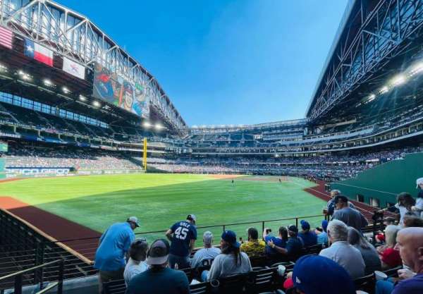 Globe Life Field, section: 32, row: 5, seat: 2