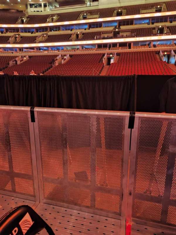 United Center, section: Floor 3, row: 10, seat: 2