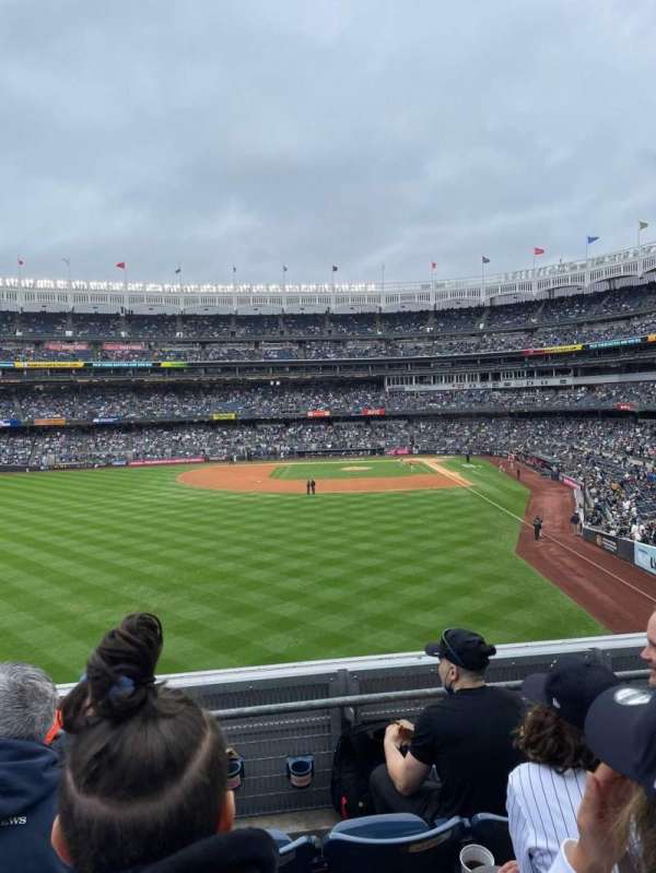 Yankee Stadium, section: 234, row: 3, seat: 4