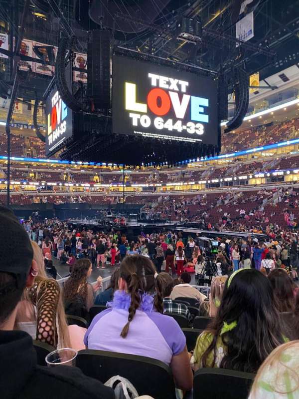 United Center, section: 108, row: 9, seat: 5