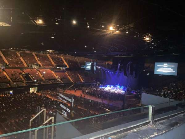 Kia Forum, section: 206, row: 5, seat: 2