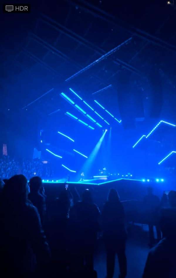 Kia Forum, section: E, row: 8, seat: 2