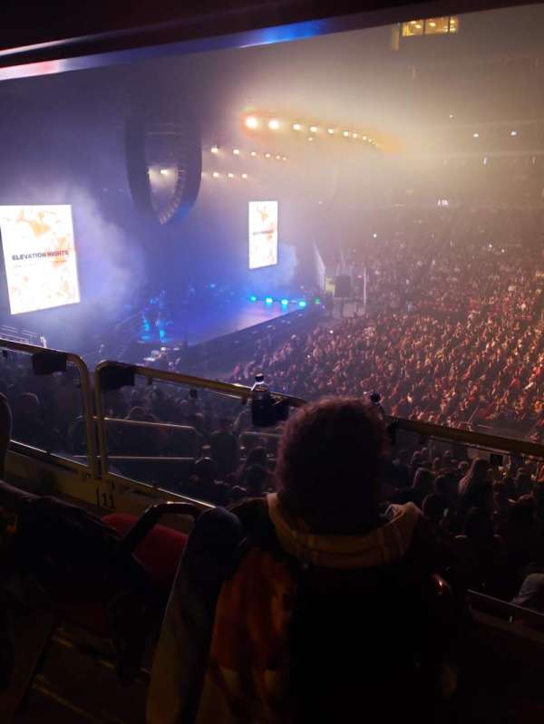 Desert Diamond Arena, section: 101, row: W, seat: 10