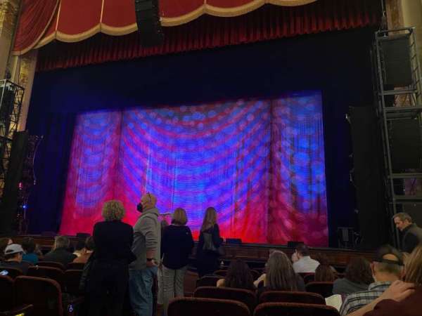 Citizens Bank Opera House, section: Orchestra RC, row: E, seat: 4