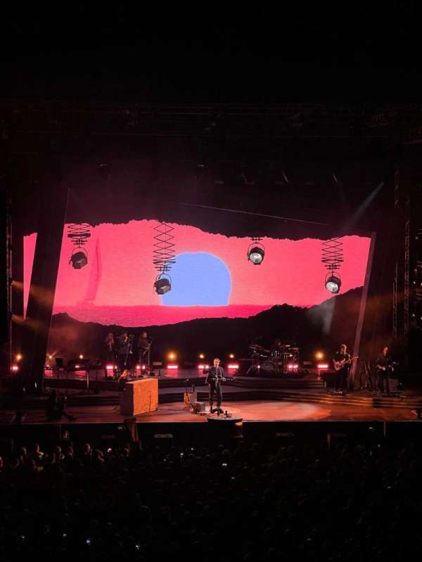 Scarborough Open Air Theatre, section: White, row: R, seat: 29