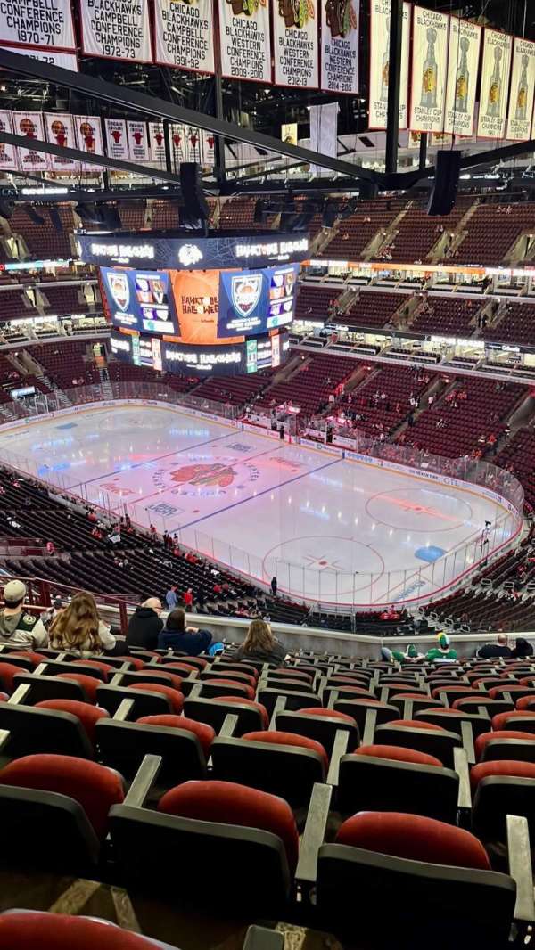 United Center, section: 313, row: 15, seat: 14