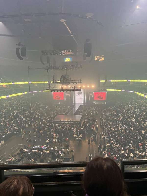 Honda Center, section: 443, row: B, seat: 6