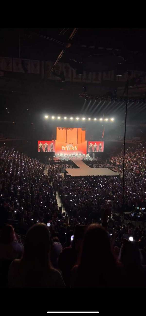 United Center, section: 211, row: 7, seat: 9