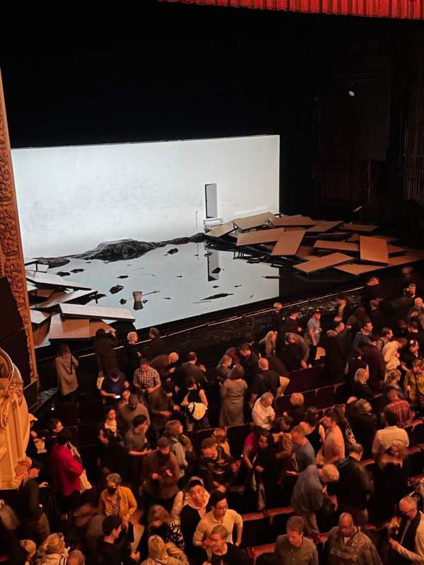 Howard Gilman Opera House, section: Mezzanine, row: B, seat: 39