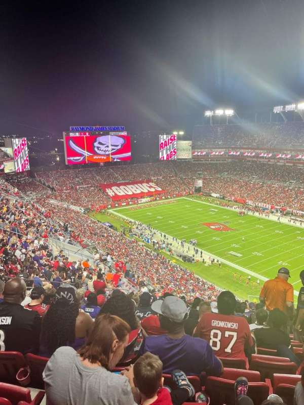 Raymond James Stadium, section: 342, row: V, seat: 23