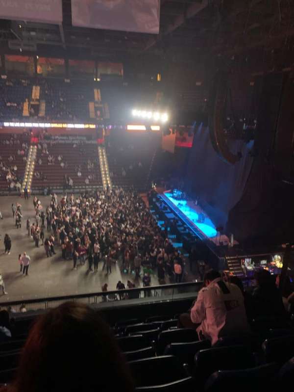 Mohegan Sun Arena, section: 106, row: F, seat: 6