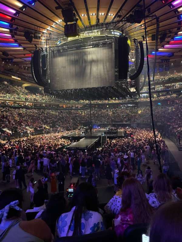 Madison Square Garden, section: 103, row: 10, seat: 11