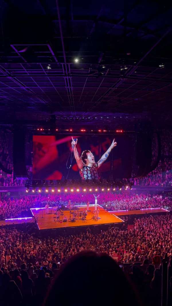 Kia Forum, section: 226, row: 6, seat: 10