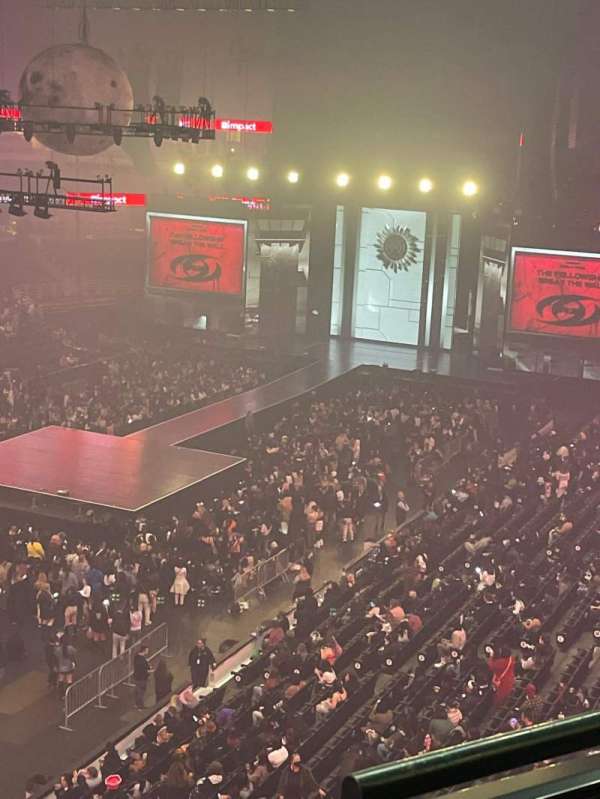 Honda Center, section: 439, row: B, seat: 14