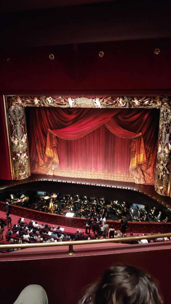 Brown Theater at the Wortham Center, section: Loge R, row: 24, seat: 3