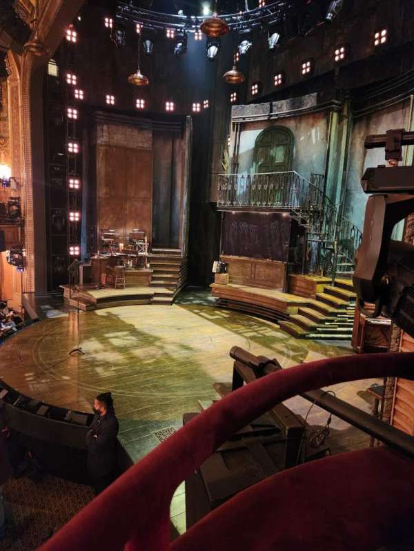 Walter Kerr Theatre, section: Box R, seat: 1