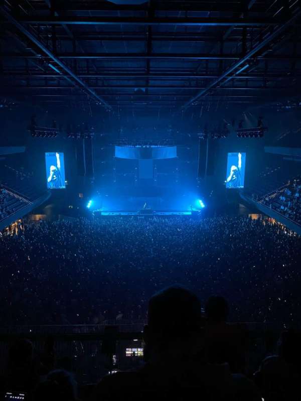 Ziggo Dome, section: 208, row: 4, seat: 236