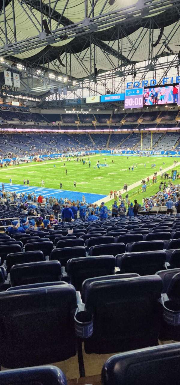 Ford Field, section: 141, row: 39, seat: 10