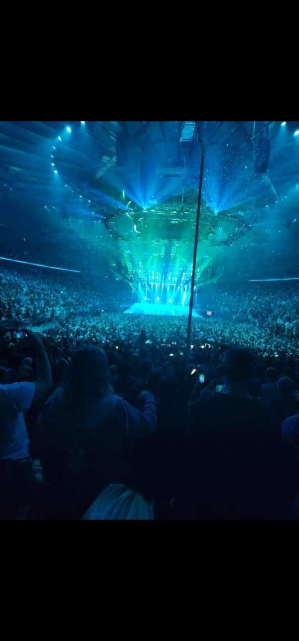 Madison Square Garden, section: 102, row: 10, seat: 4