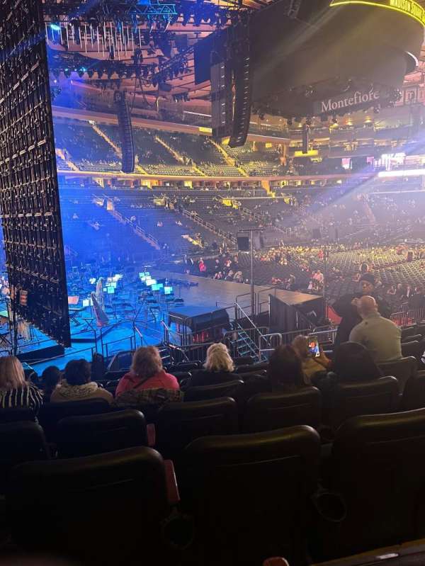 Madison Square Garden, section: 114, row: 13, seat: 15