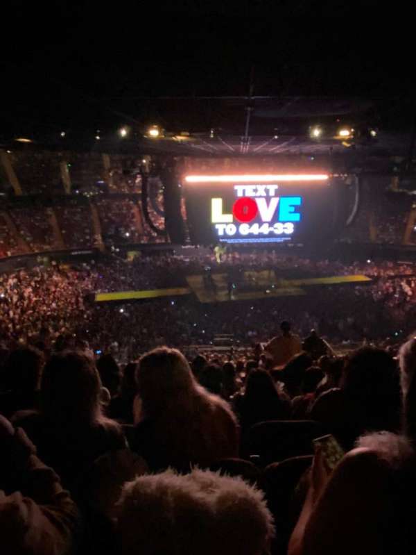 Kia Forum, section: 208, row: 15, seat: 6 & 7