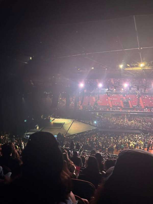 Kia Forum, section: 225, row: 13, seat: 14