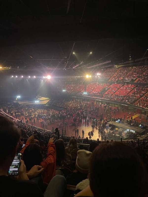 Kia Forum, section: 232, row: 15, seat: 14