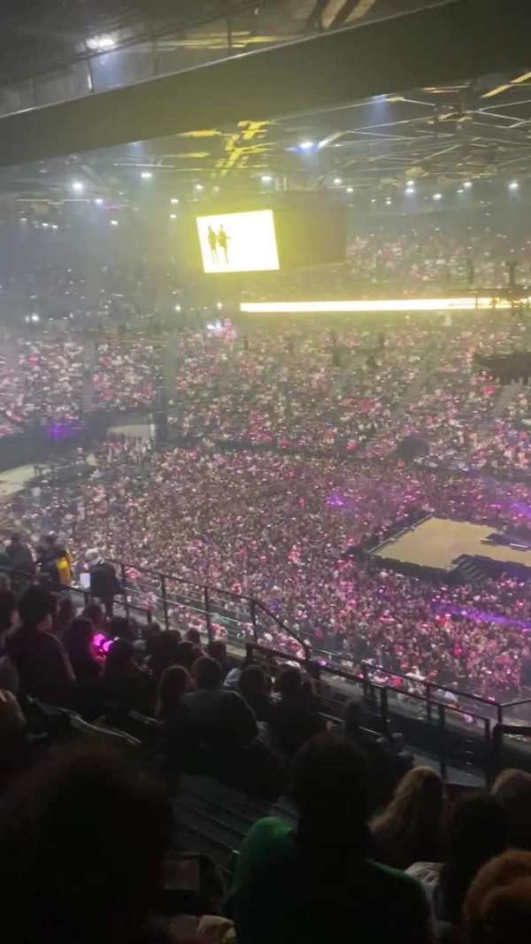 Accor Arena, section: Balcon g, row: 92, seat: 28