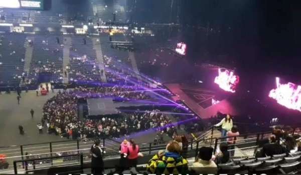 Accor arena, section: Balcon F, row: 92, seat: 12