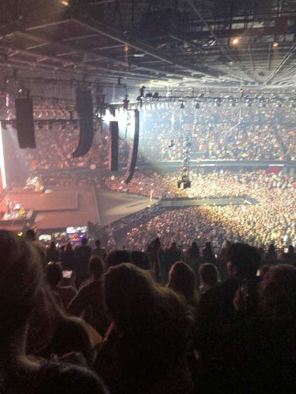 Kia Forum, section: 224, row: 9, seat: 8