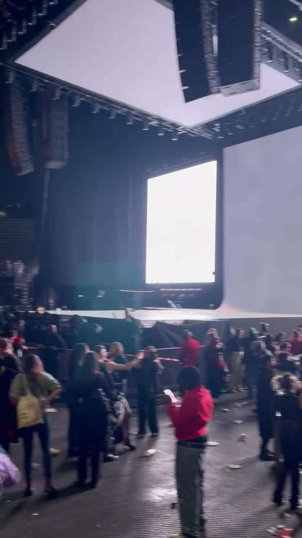 Accor Arena, section: Gradin F, row: 28, seat: 25