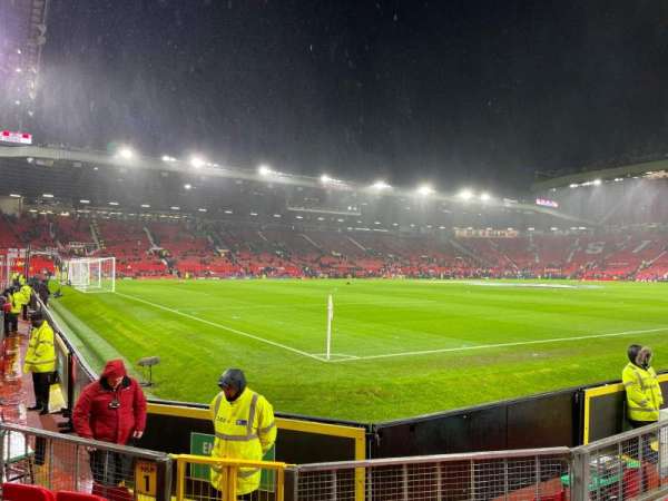 Old Trafford, section: N1401, row: HH, seat: 290