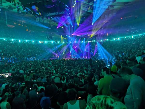 Madison Square Garden, section: 104, row: 5, seat: 12