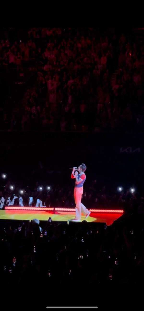 Kia Forum, section: 113, row: 5, seat: 9