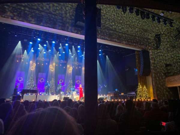 Ryman Auditorium, section: MF-6, row: M, seat: 1