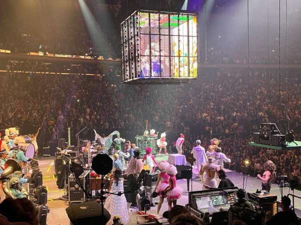 Madison Square Garden, section: 114, row: 8, seat: 10