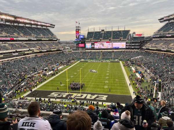 Lincoln Financial Field, section: M12, row: 19, seat: 16